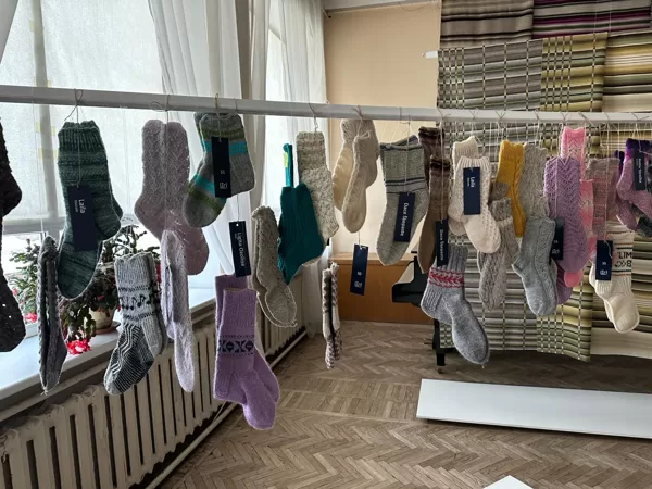 Piedalīšanās zeķu adīšanas akcijā “Sasildīsim Limbažus”